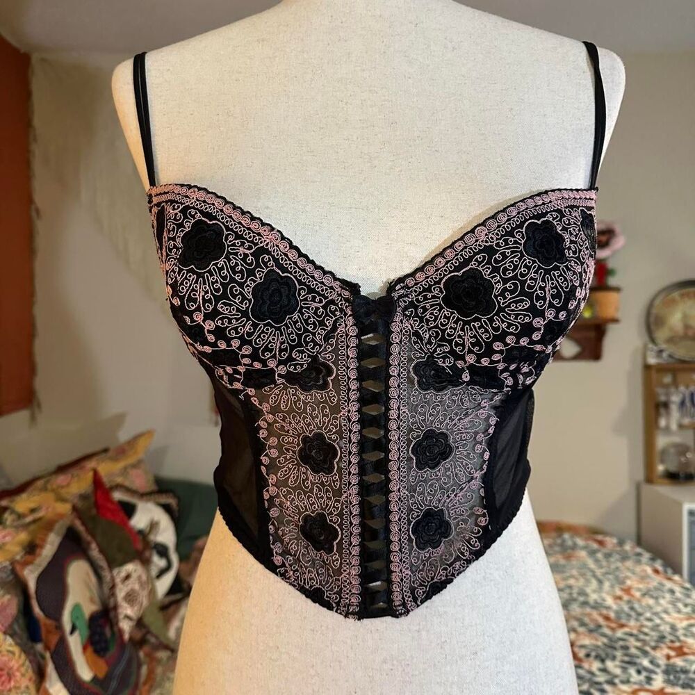 Vintage Black and Baby Pink Whimsical Embroidered Floral Cropped Corset Top
